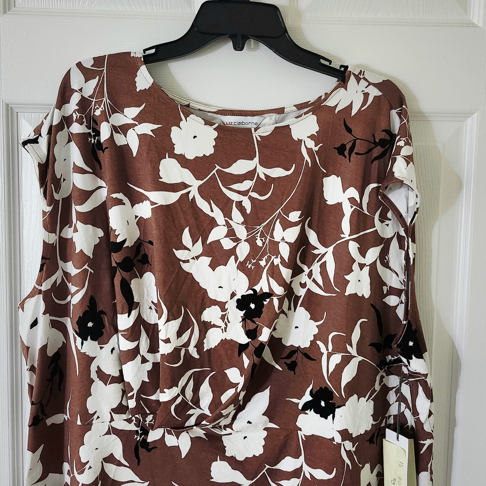 Floral Brown and White Blouse